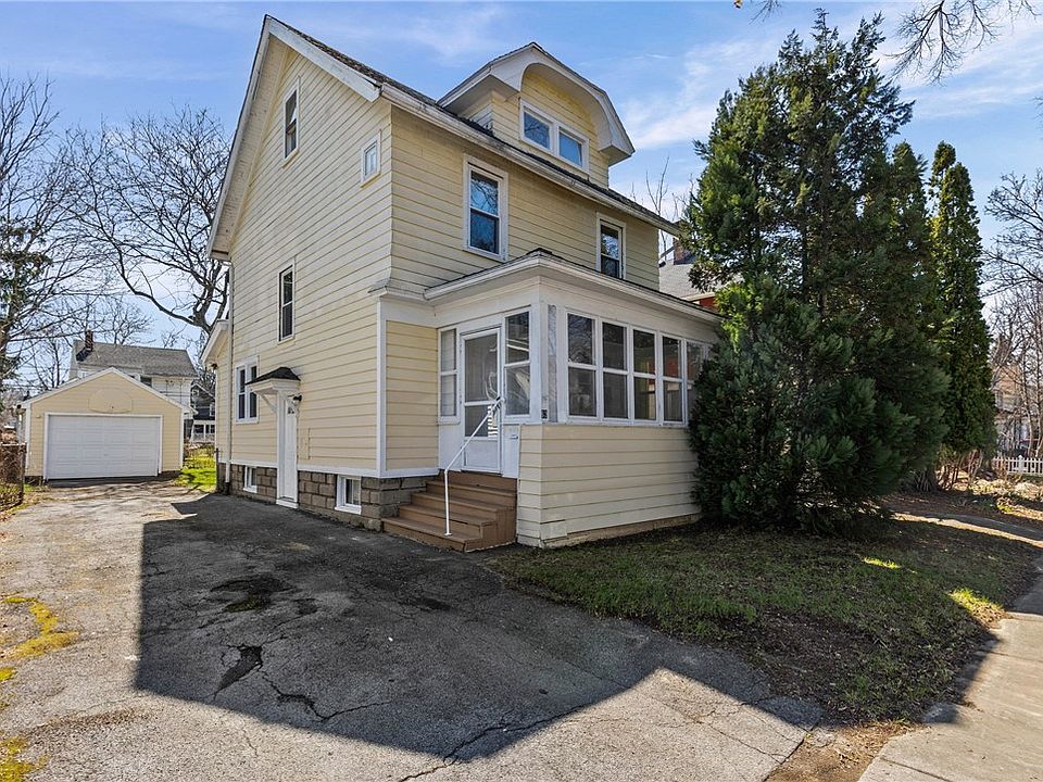 1st image of 63 Dickinson St