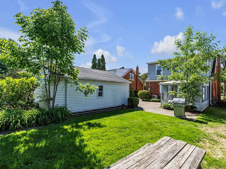 2711 Dorchester Rd — Photo 47
