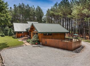 1065 Palmer Rd, Lexington, TN 38351