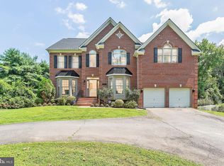 1541 Evers Dr, Mc Lean, VA 22101
