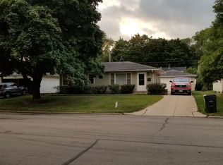 645 36th St SE, Cedar Rapids, IA 52403