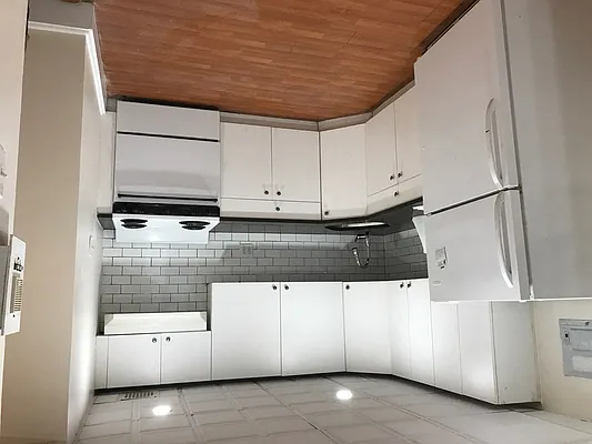 Rented by Metro Net Realty | media 27