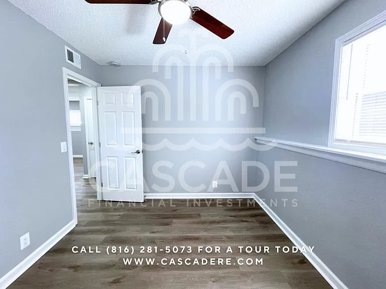 2705 NW 5th St #D — Photo 4