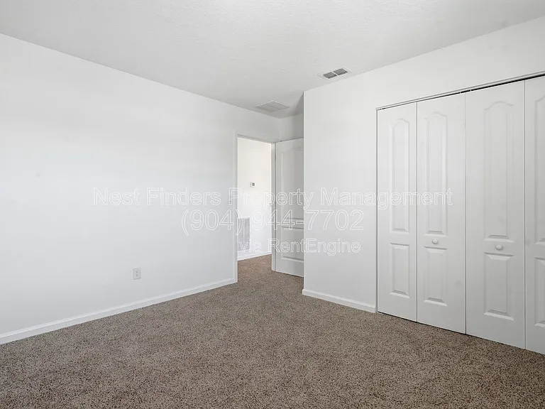 190 Ardila Cir — Photo 33