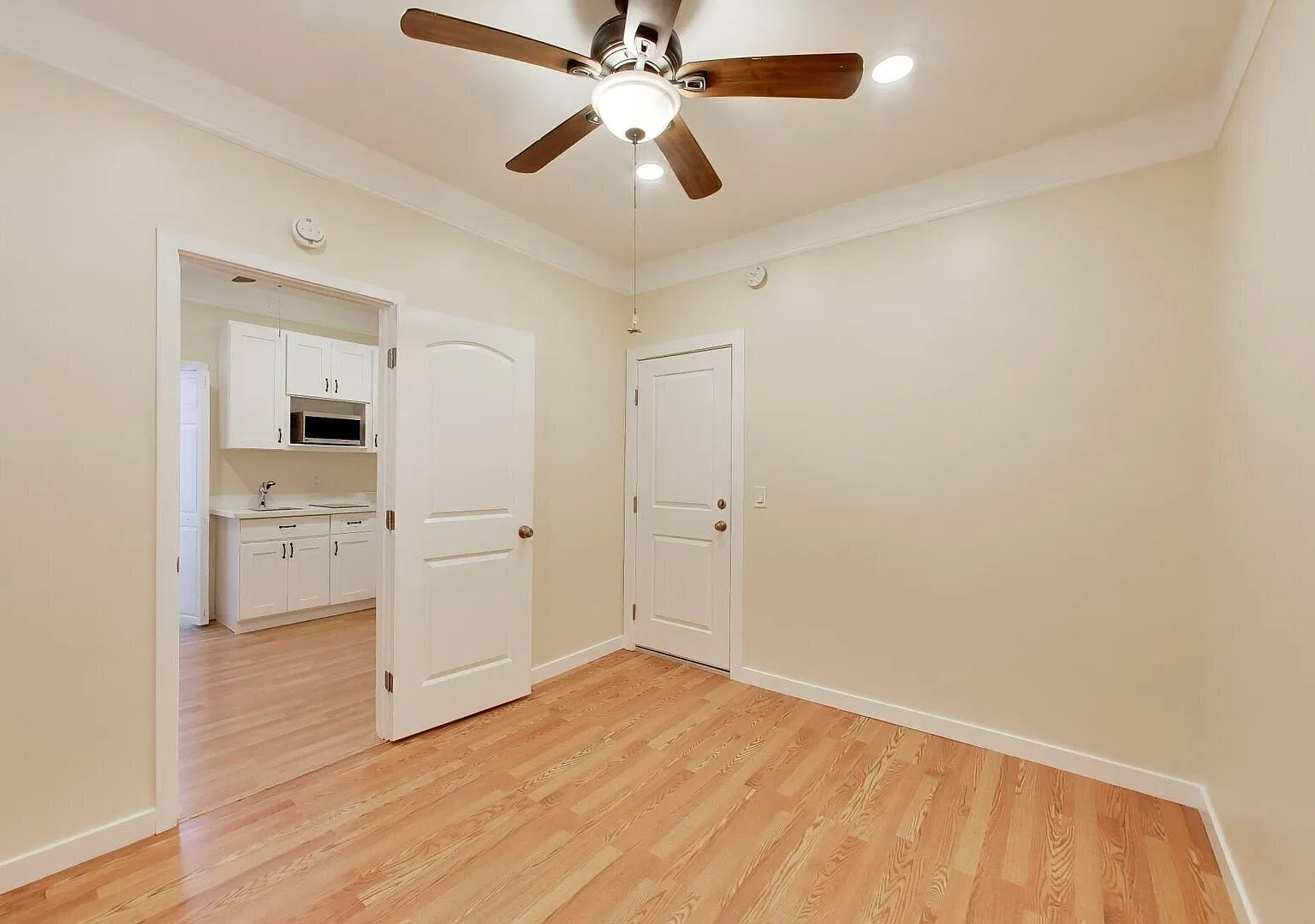 Downtown Palo Alto 1 Bedroom - Great Location! — Photo 3