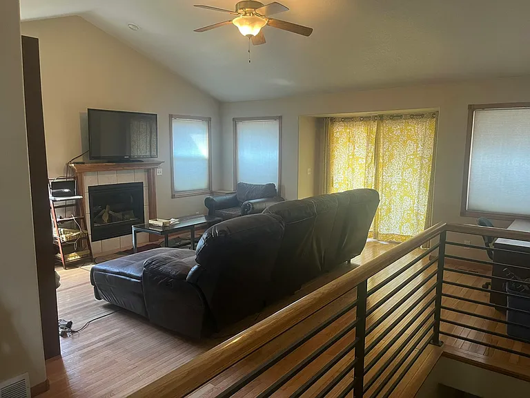 601 Moose Ct — Photo 5