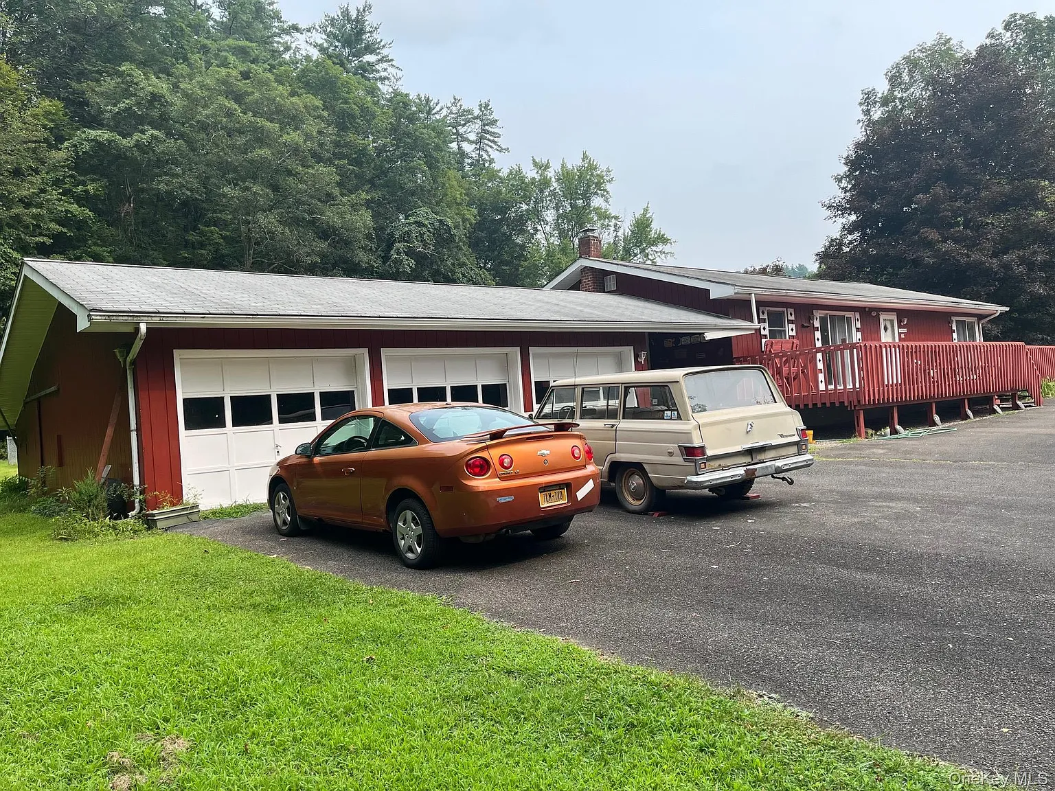 116 Nissenbaum Drive photo 1