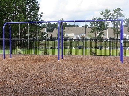 4th image of 103 Pineburry Road