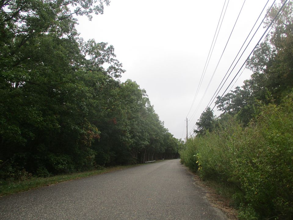 2nd image of 4668 Thelma Ave