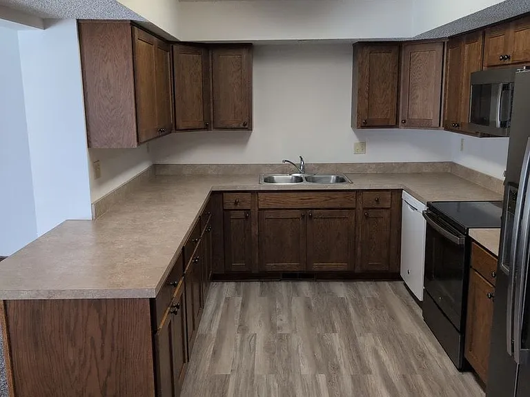 2216 Mirwyn Ct — Photo 7