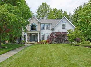 3298 Persimmon Ln, Avon, OH 44011