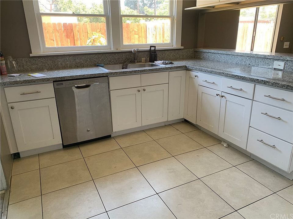 2nd image of 40615 Mayberry Ave