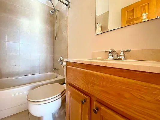 Rented by EXR | media 8