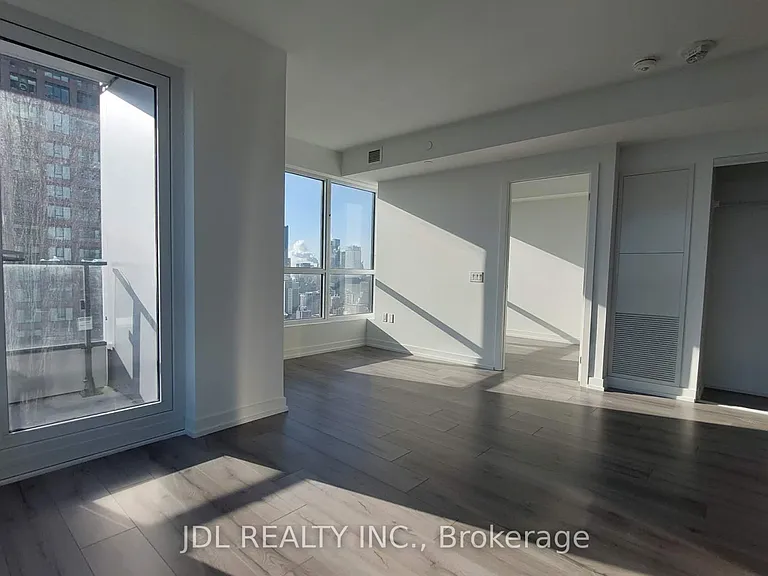 395 Bloor St E #3110 — Photo 5