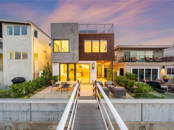 4014 Channel Pl, Newport Beach, CA 92663