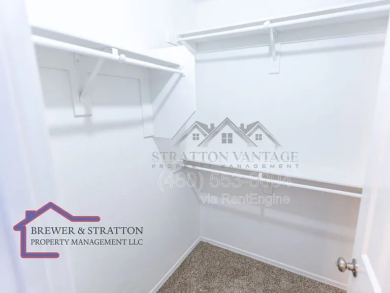 5816 W Gwen St — Photo 37