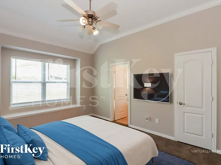 131 Brazos Dr — Photo 11