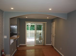 19 Old Turnpike Rd, Brookfield, CT 06804