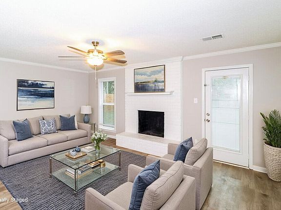 4th image of 3881 Cherry Hill Ln