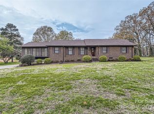 7025 Cheyenne Dr, Charlotte, NC 28262