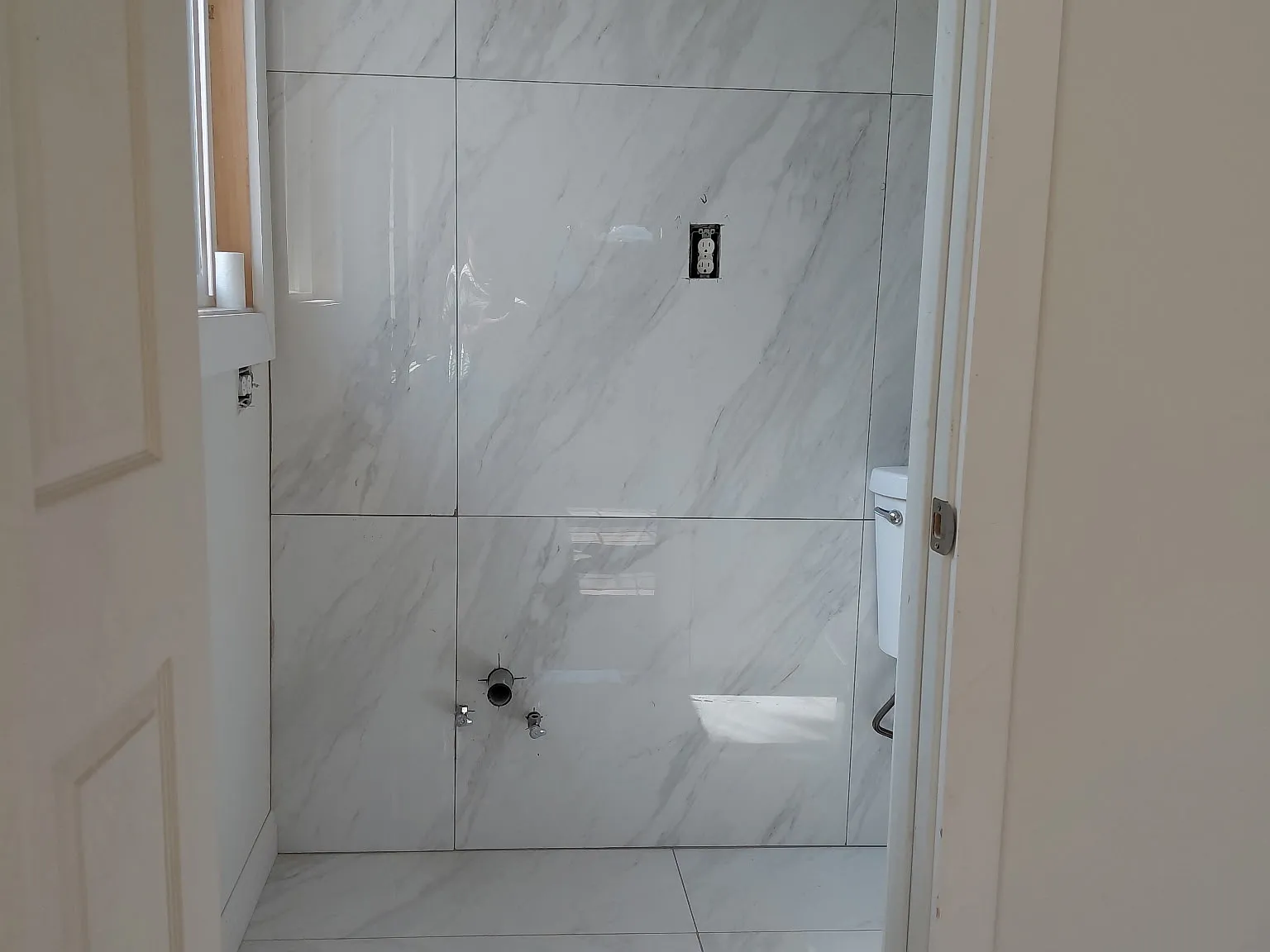 1 bed, 350 sqft, $1,600 — Photo 4