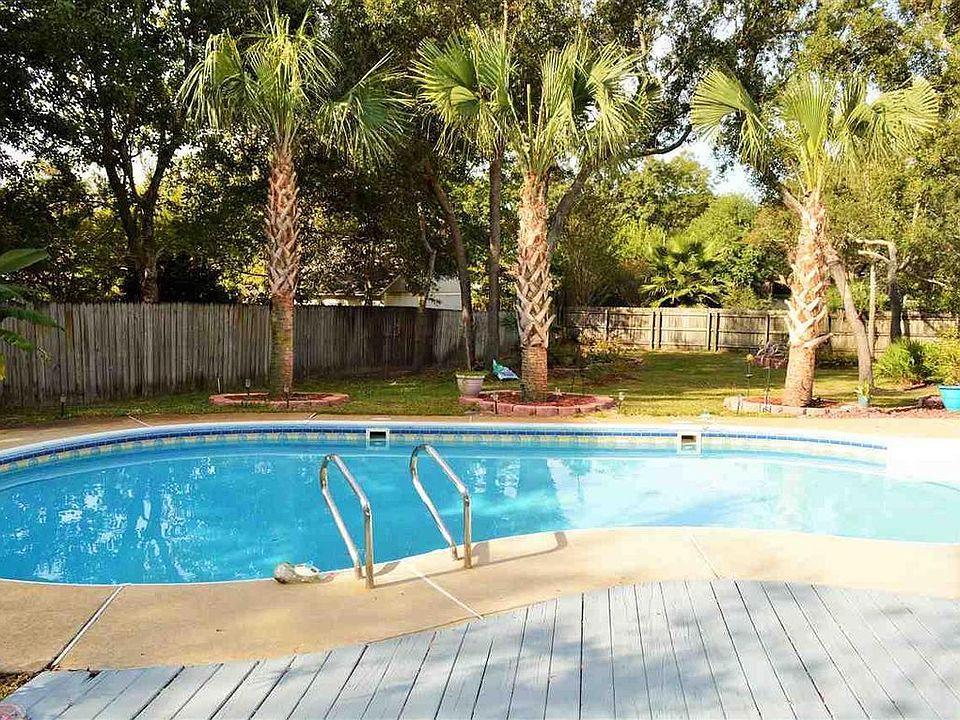 1st image of 1556 Oak Shore Dr