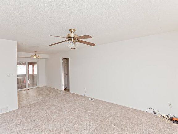 4th image of 485 1/2 Fruitwood Dr