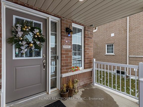 2nd image of 207 Cubitt St
