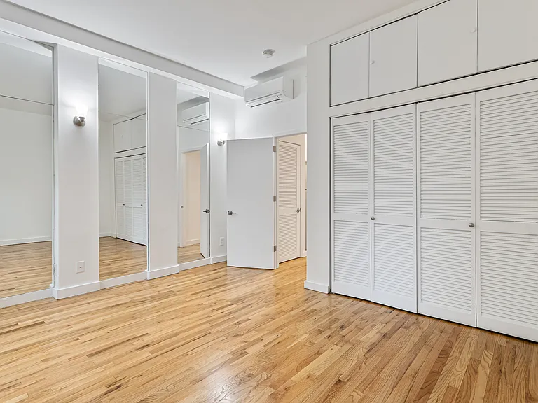 856 Lexington Ave #3 — Photo 3