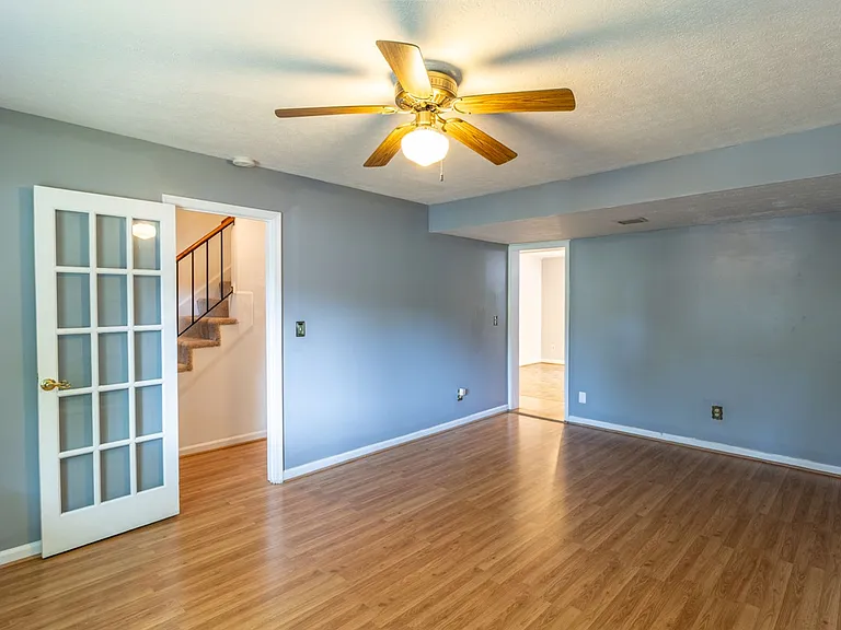 110 Woodlake Dr — Photo 8