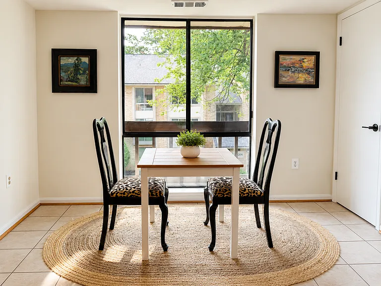 10210 Bushman Dr #323 — Photo 3