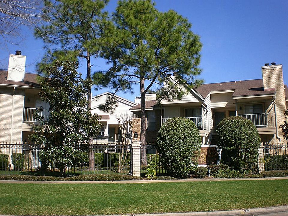 1st image of 12550 Whittington Dr #7/702