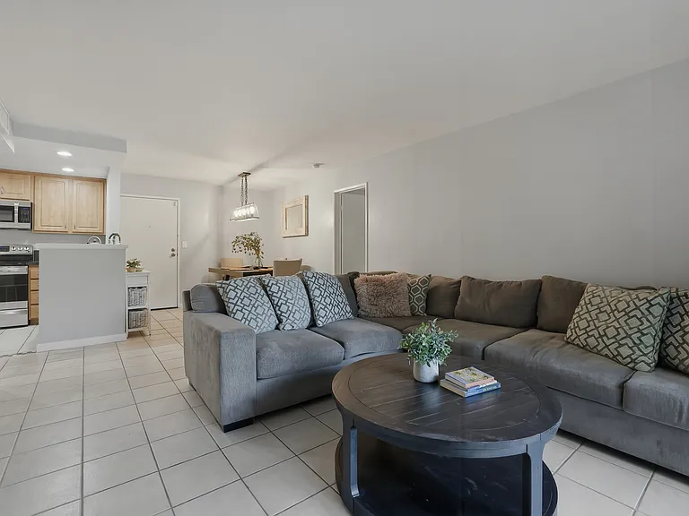 22100 Burbank Blvd #155F — Photo 8