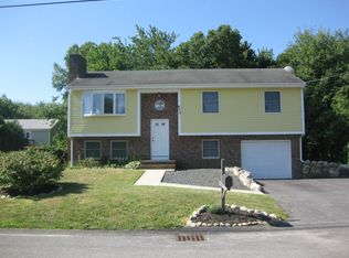 853 Norman St, Fall River, MA 02721