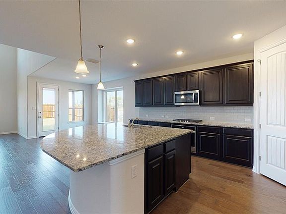 2nd image of 4515 Cypress Dr