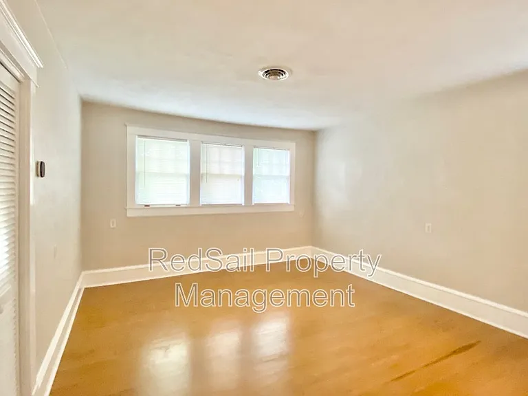 53 Shenandoah Rd — Photo 15