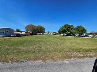 6 Jordan Loop #6, Okeechobee, FL 34974