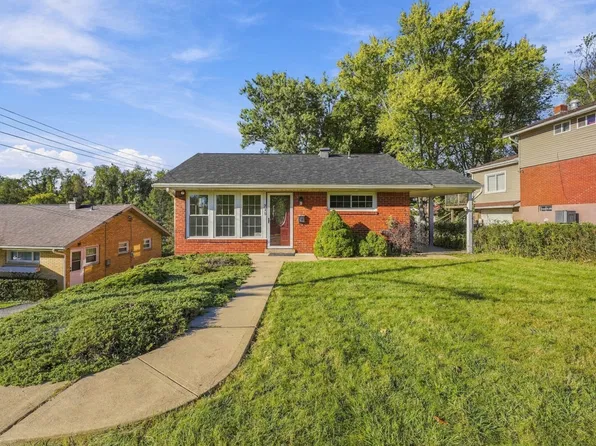 215 Dunbar Dr, Pittsburgh, PA 15235