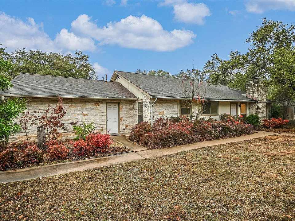 3207 Eanes Cir #A