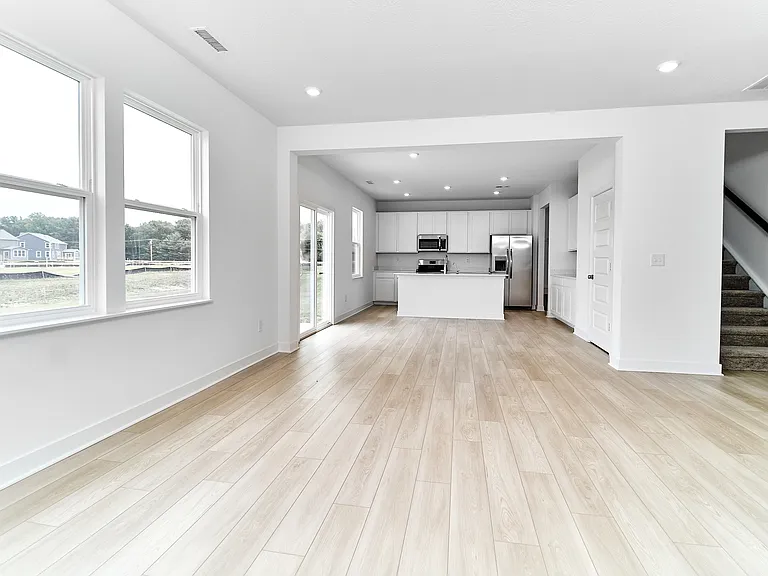 8603 Georgina St — Photo 21