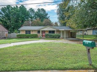 1470 Forrest Dr, Canton, TX 75103