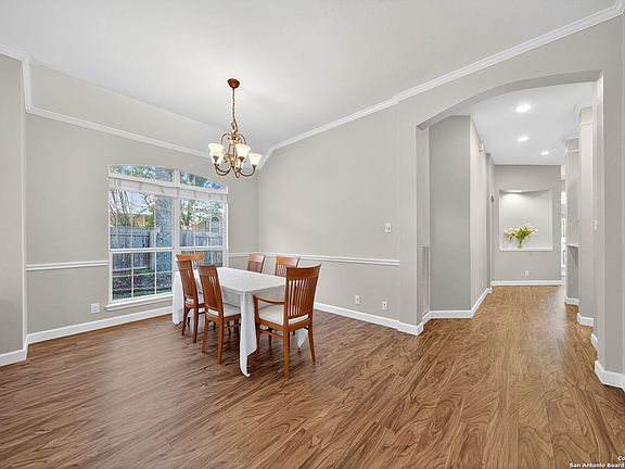 5th image of 1411 Tranquil Trail Dr