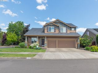 1255 Throne Dr, Eugene, OR
