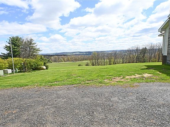 5th image of 186 Pine Valley Rd