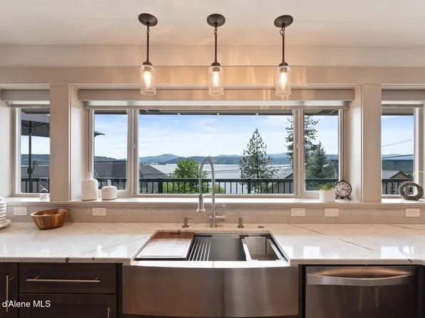 2406 S Silver Beach Rd, Coeur D Alene, ID 83814