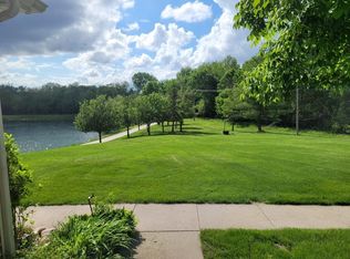 4210 Shoreline Dr, Pleasant Hill, IA 50327