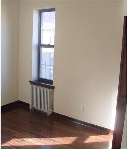 2nd image of 70 Kenmare St APT 16