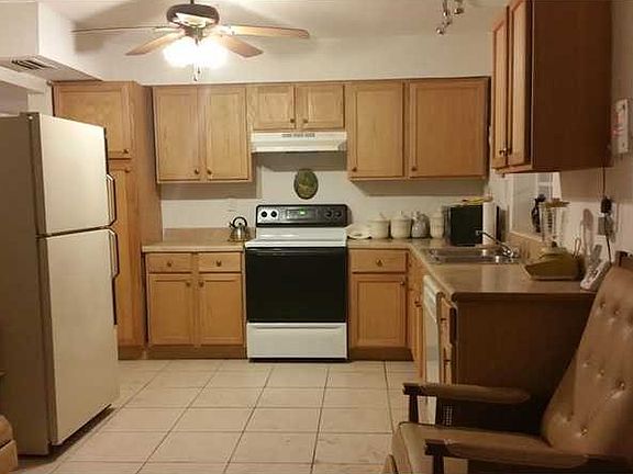 4th image of 3468 NW 25th St