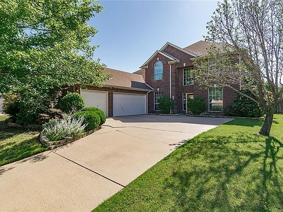 2nd image of 1517 Briar Meadow Dr