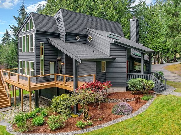 5th image of 24225 Fjord Place NW